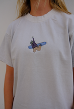 Load image into Gallery viewer, Snowboarding Frog Tee
